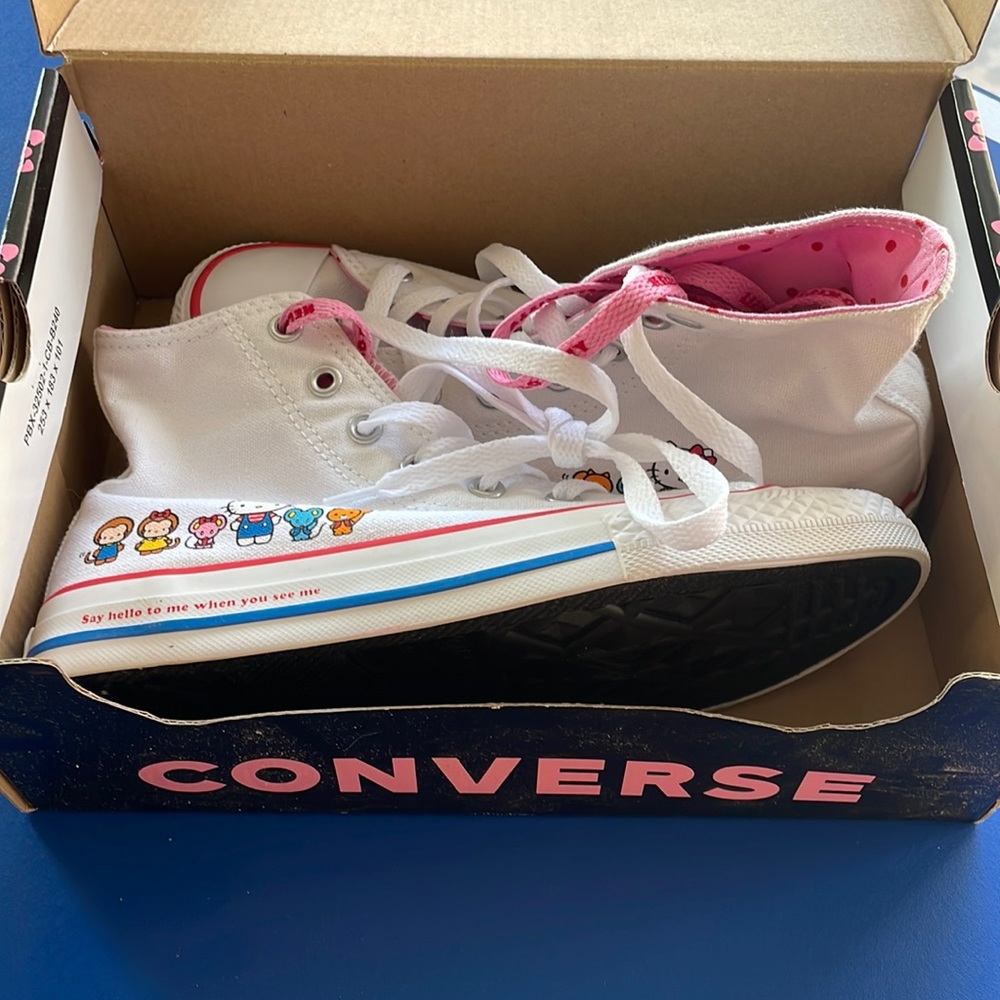 Hello Kitty Converse high top